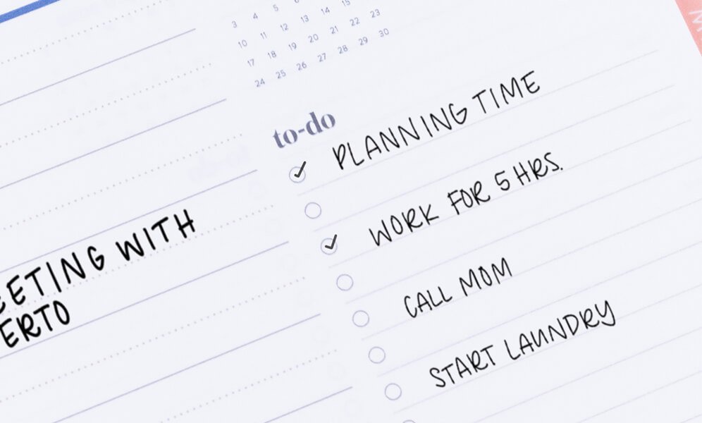 How do you use a daily planner every day